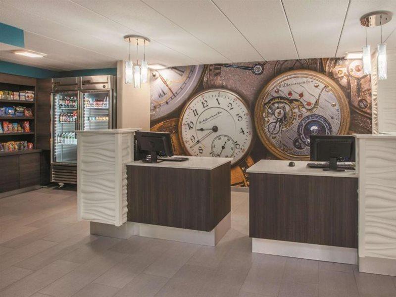 La Quinta By Wyndham Sturbridge Hotel Bagian luar foto